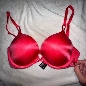 Victoria's Secret Vibrant Bombshell Bra